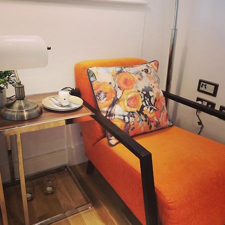 Homestay Room With Stunning Thames River View London Eksteriør billede