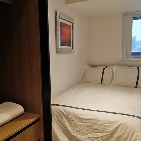Homestay Room With Stunning Thames River View London Eksteriør billede