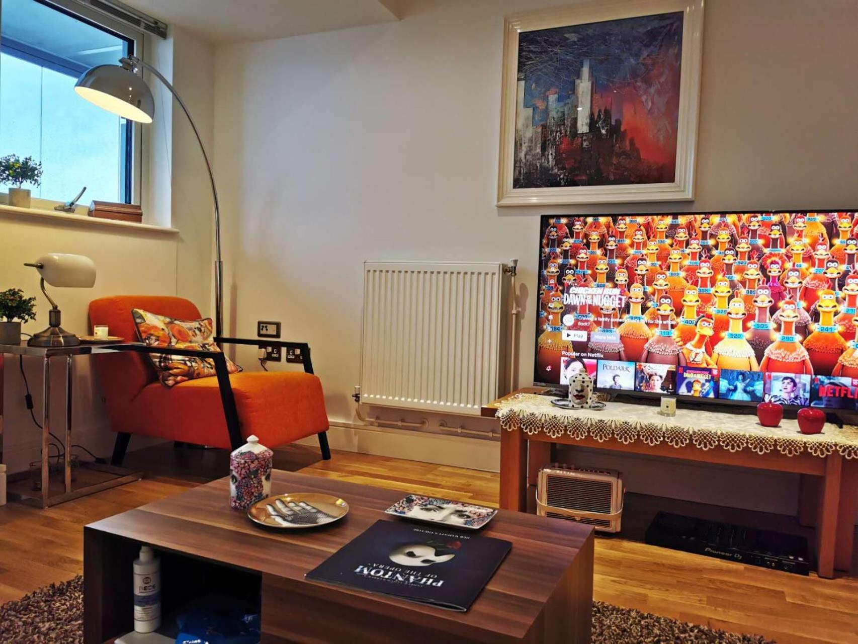 Homestay Room With Stunning Thames River View London Eksteriør billede